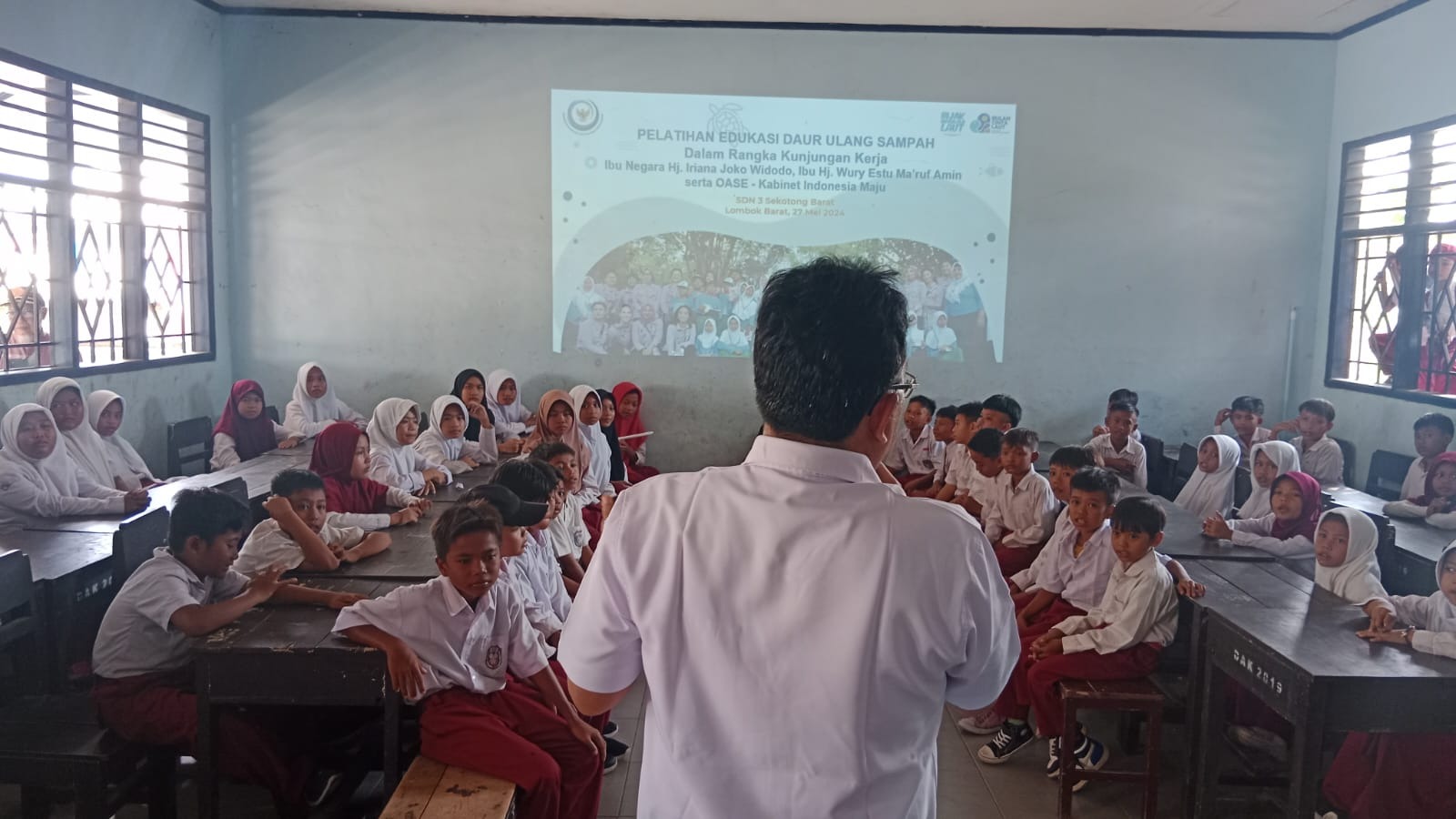 KKP Edukasi Siswa SD dalam mengelola sampah plastik