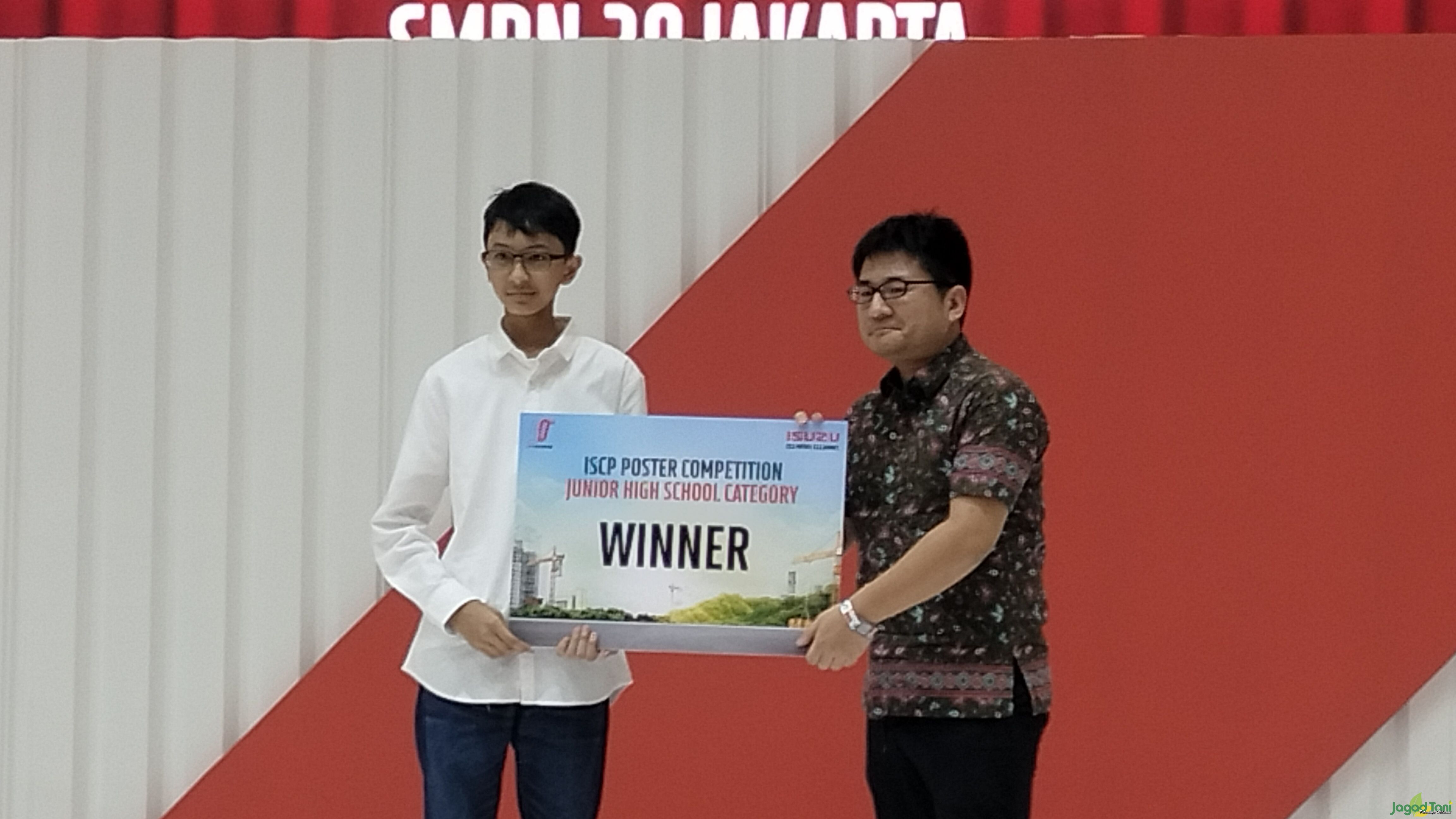 Juara Isuzu poster kompetisi 2024